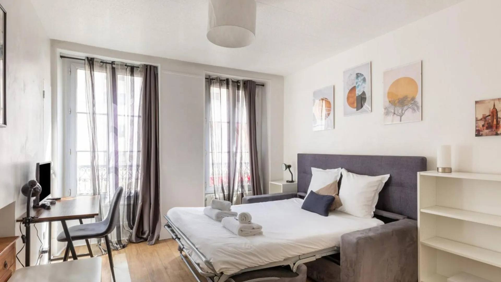 Magnificent Located In 11th Apartment Paris